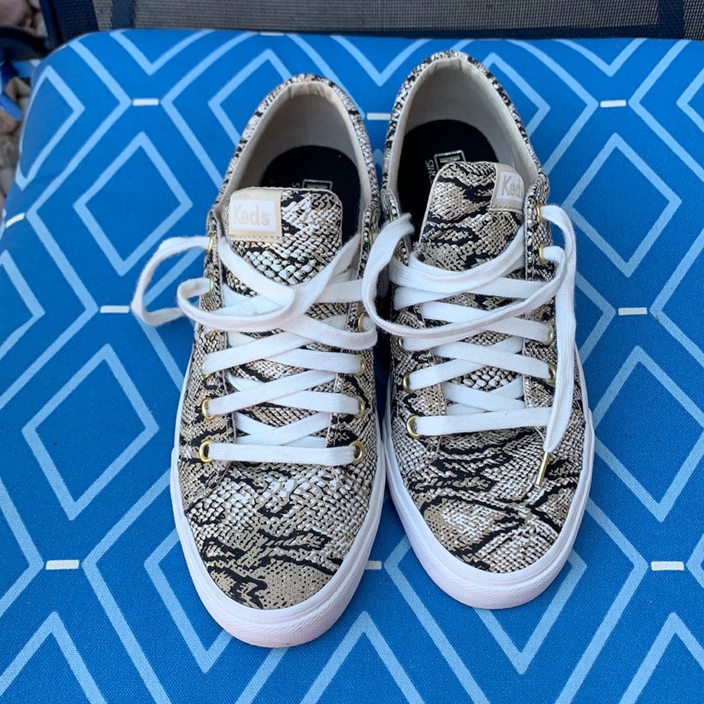 8 keds snakeskin canvas lace up